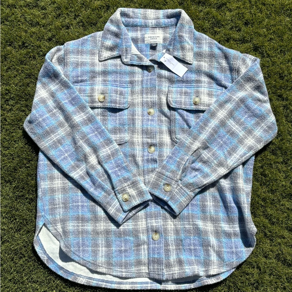 Women’s American Eagle Outfitters Blue and Gray Plaid Button Down